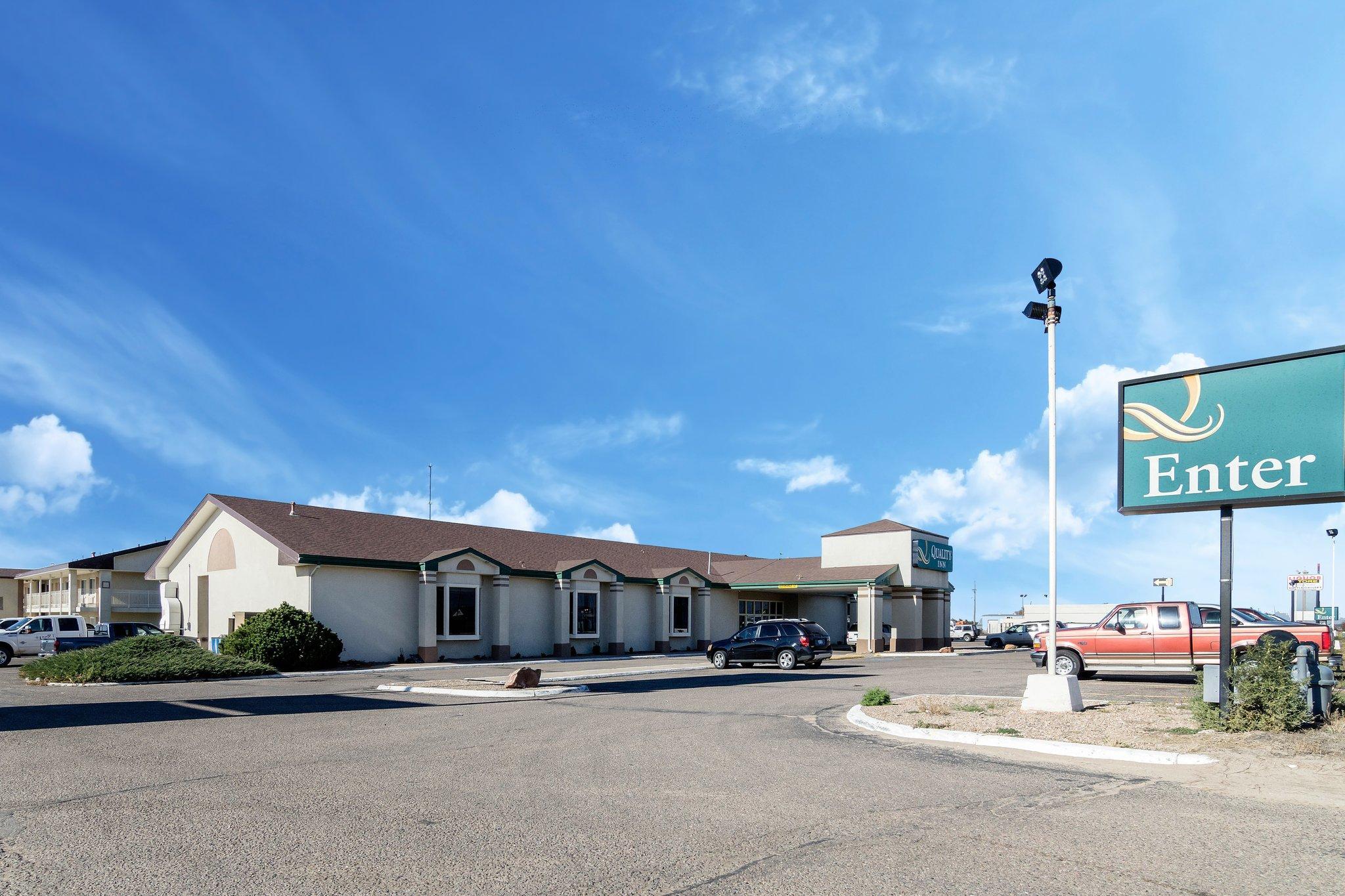 Motel And 2*
