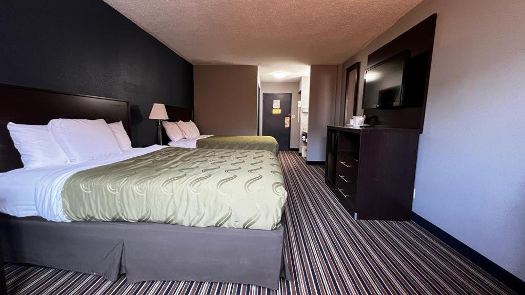 And Motel